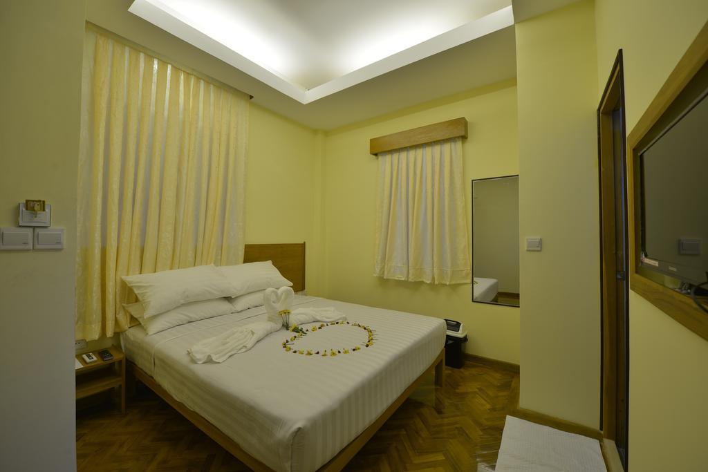 Northern Breeze Hotel Bagan Luaran gambar