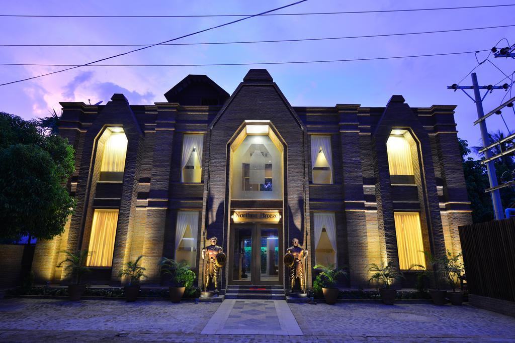Northern Breeze Hotel Bagan Luaran gambar