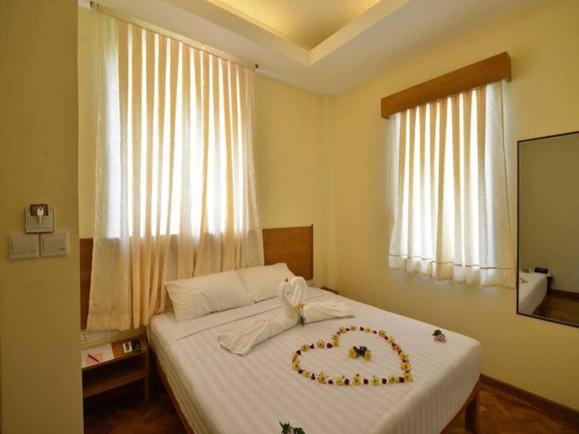 Northern Breeze Hotel Bagan Luaran gambar