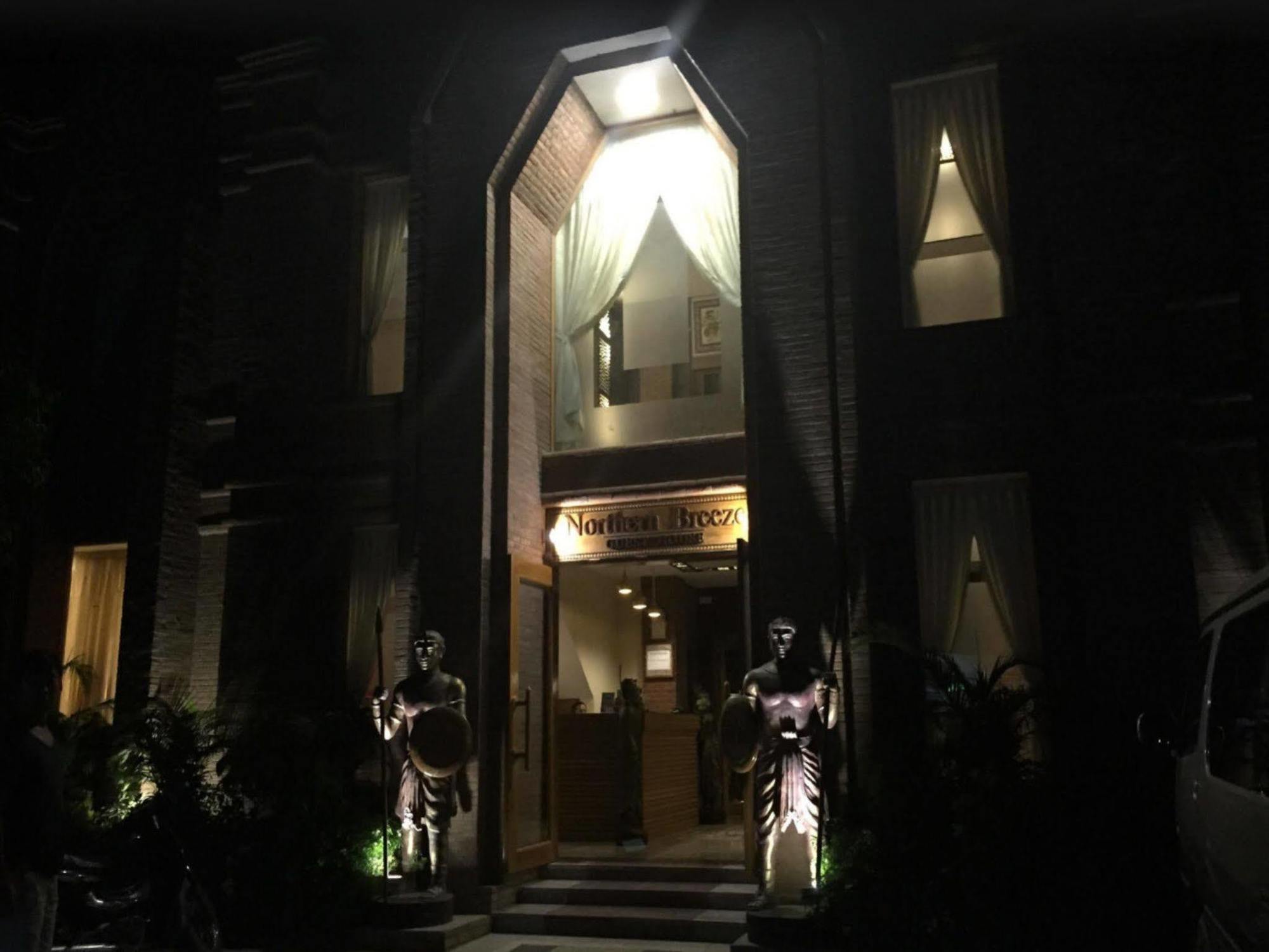 Northern Breeze Hotel Bagan Luaran gambar