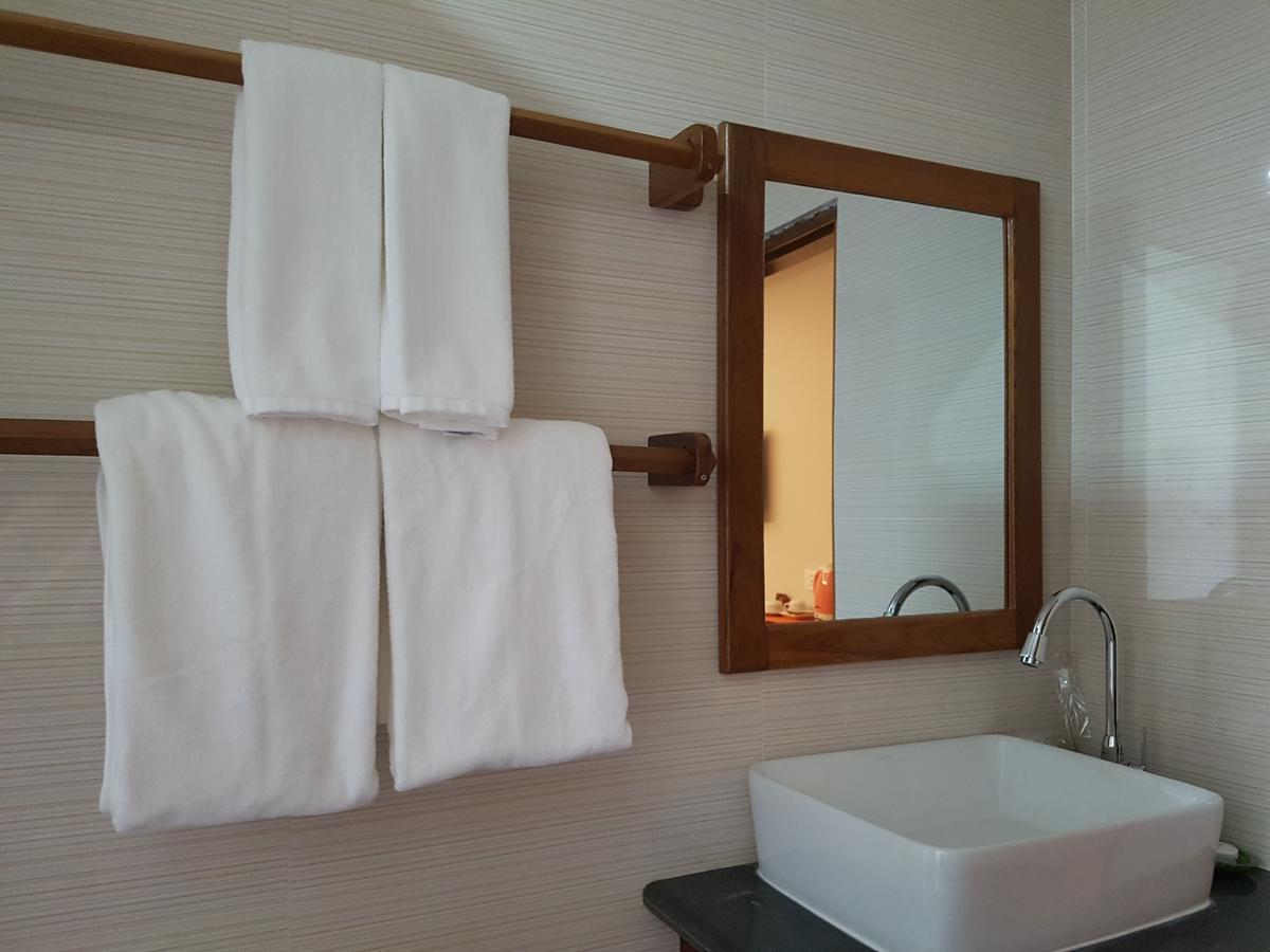 Northern Breeze Hotel Bagan Luaran gambar