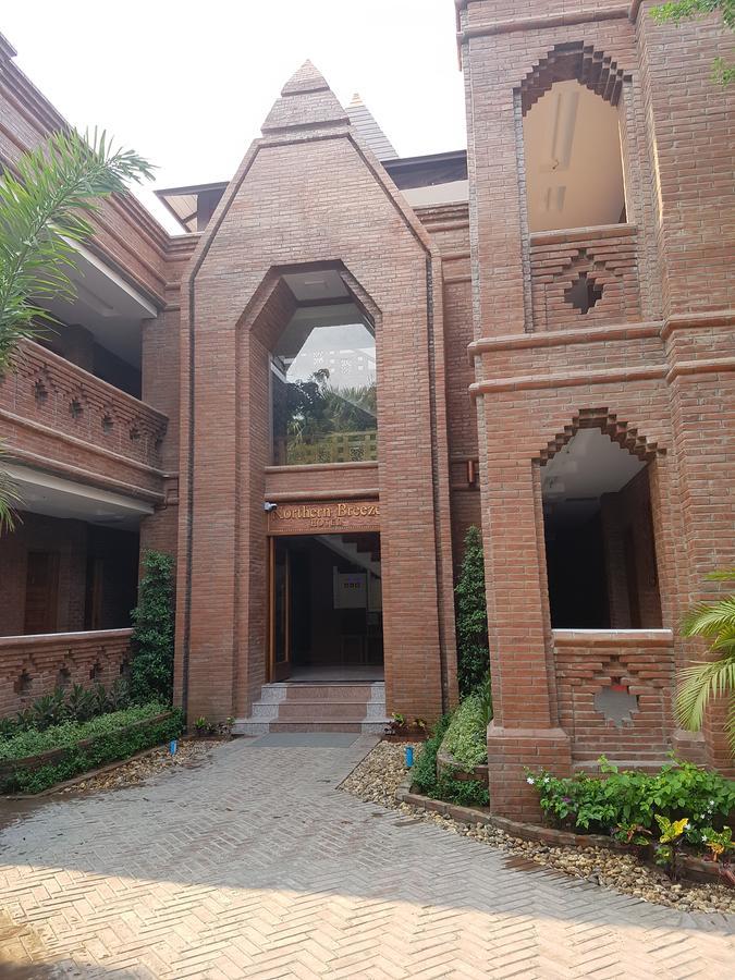 Northern Breeze Hotel Bagan Luaran gambar
